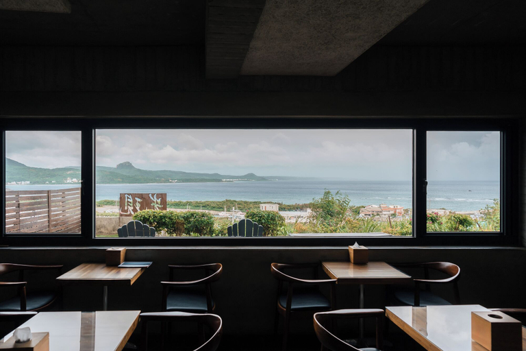Food & Drinks 5, The Light Inn, Pingtung