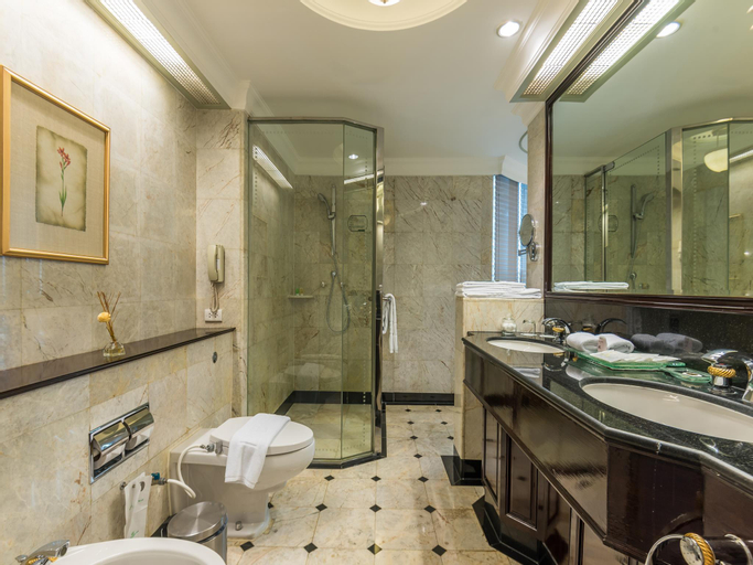 Bathroom 3