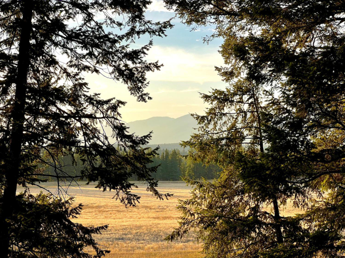 Others 4, Glacier's Edge Cabins, Flathead