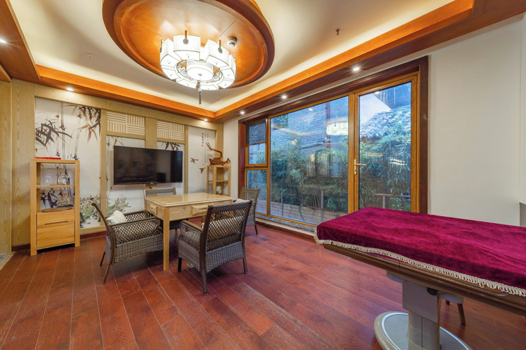 Bedroom 4, Cloudhaven Retreat (花开花落半山居), Lijiang