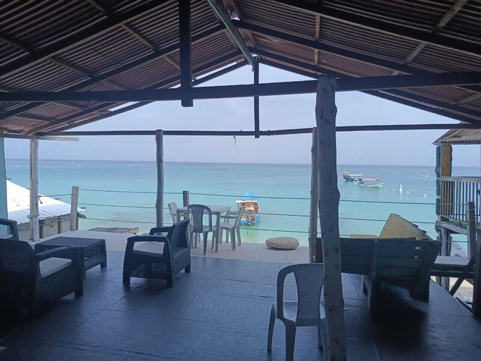 Food & Drinks, Cabañas Palos locos