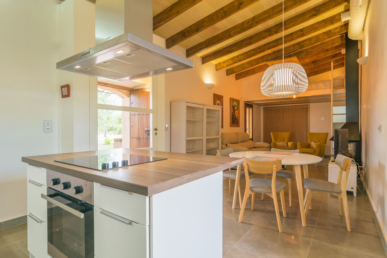 Others 5, Paratge De Son Toniet, Baleares