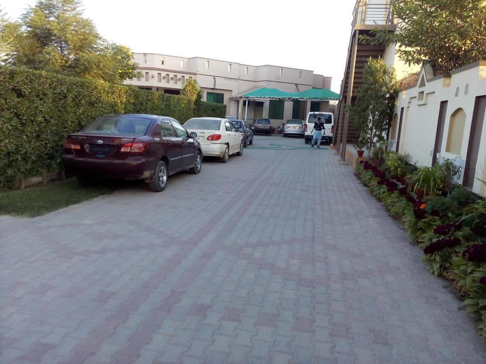 Others 4, Hotel Executive Lodge, Bahawalpur