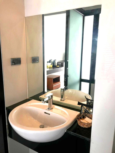 Bathroom 4, Rockstar Beach Apartments, Ko Samui