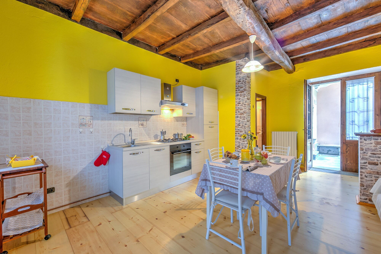 Room 4, Petit Coeur Dans L Ancien Village, Verbano-Cusio-Ossola