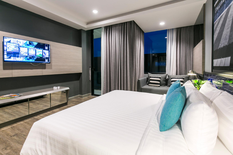 Bedroom 6