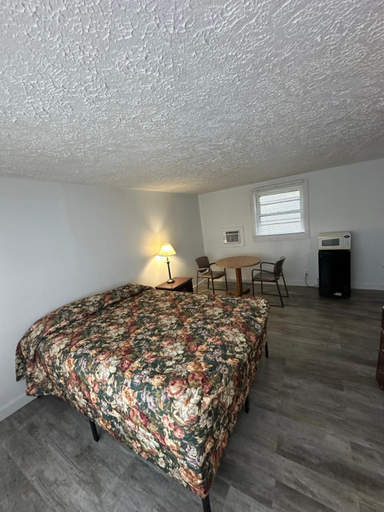Bedroom 2, CITY VIEW MOTEL, Wayne