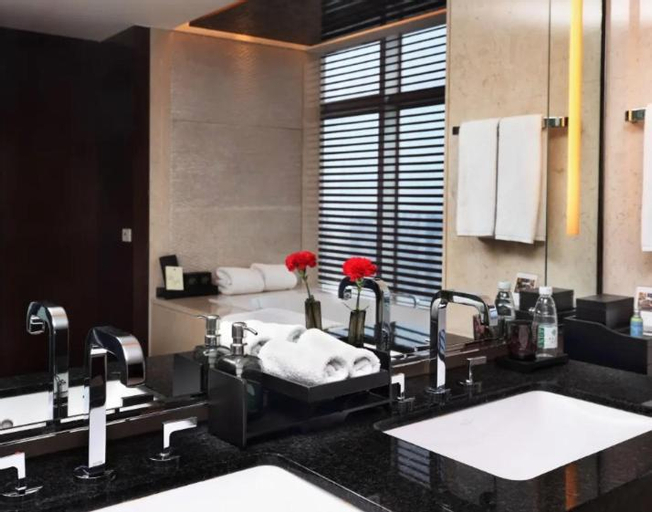 Bedroom 5, Nanyuan Universe Deluxe Hotel, Ningbo