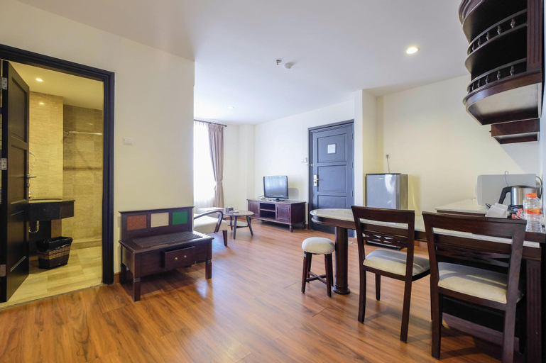 Dining Room 6