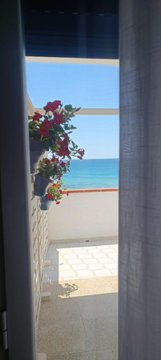 Others 4, B&B Miramare, Taranto