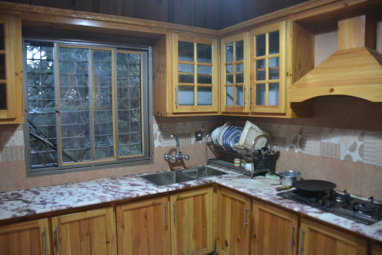 Others 5, Sardar House, Dunga Gali, Hazara
