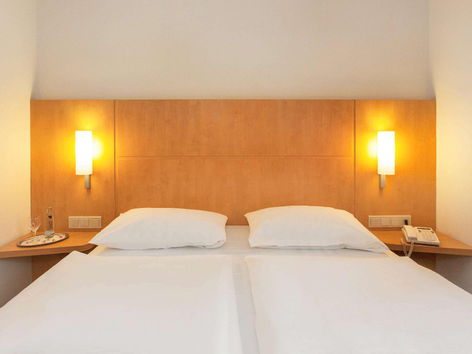 Bedroom 21