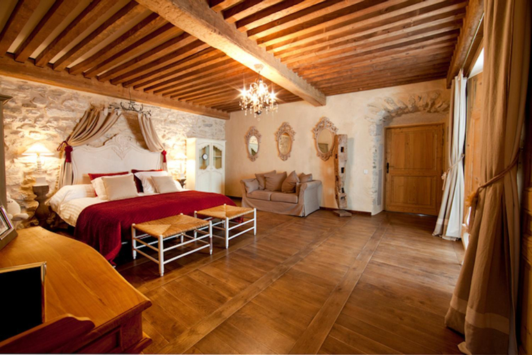 Chateau des Girards, Isère