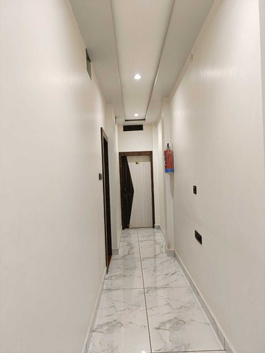 Others 5, Hotel Shreem, Ujjain