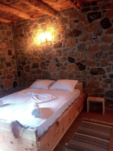 Bedroom 18