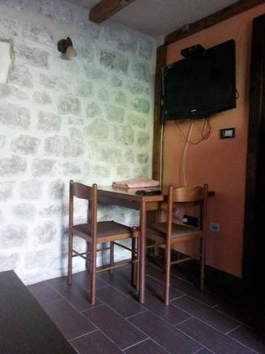 Others 5, Apartments Lanmari