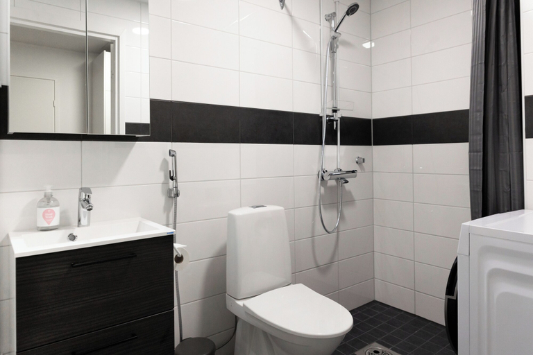 Bathroom 4, Forenom Apts Lahti Hennala, Päijänne Tavastia