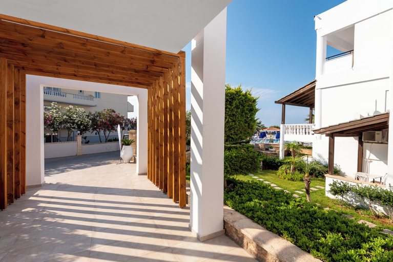 Exterior & Views 2, Elvita Beach Hotel, South Aegean