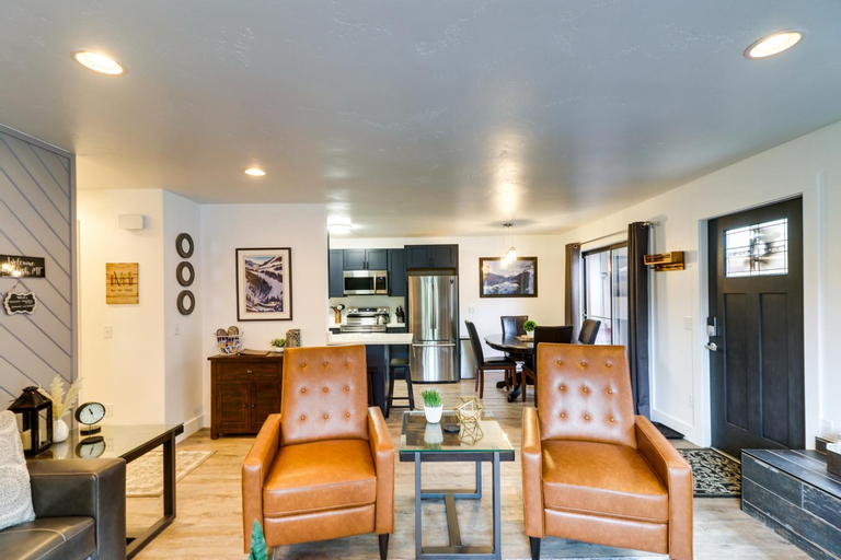 Others 5, Whitefish Condo with Pool Access and Close to Hiking!, Flathead