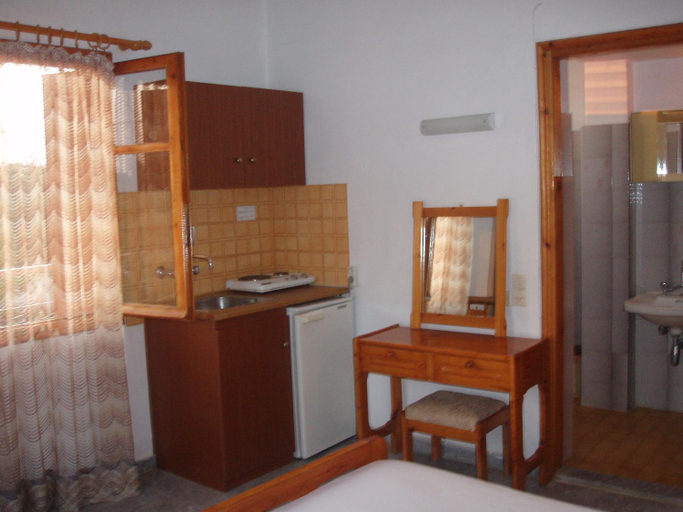 Kitchen 3, Eleni Studios & Apartments, North Aegean