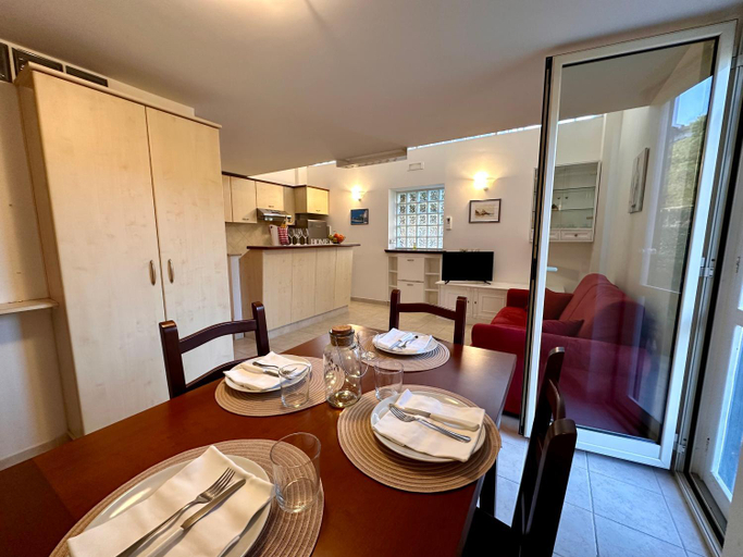 Others 5, Sperlonga Paradise Apartment Complex, Latina
