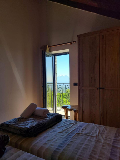 Bedroom 2, Kulla Relax, Elbasanit