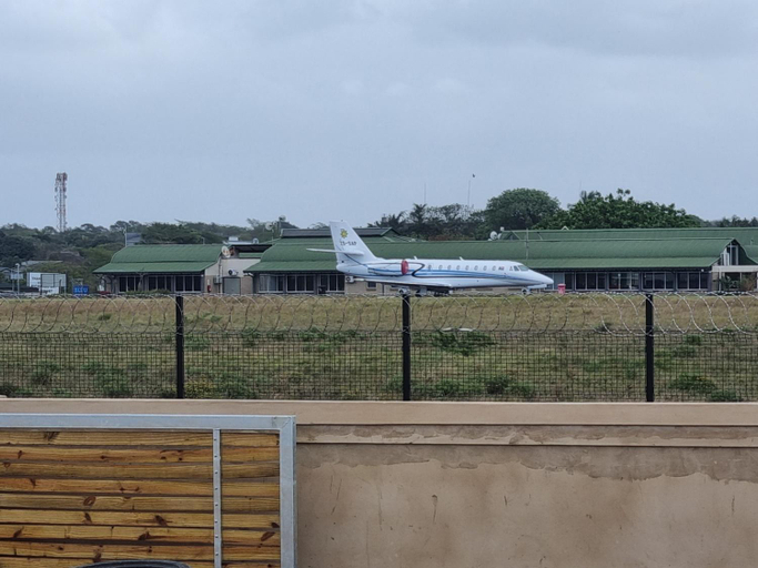 Others 5, Airport Airbnb, Uthungulu