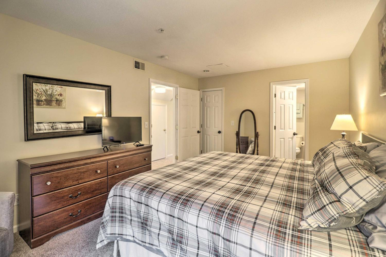 Bedroom 2, Wintergreen Resort Retreat w/ Skiing Access!, Nelson