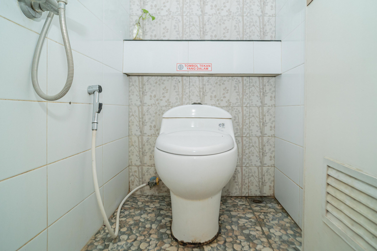Bathroom 6