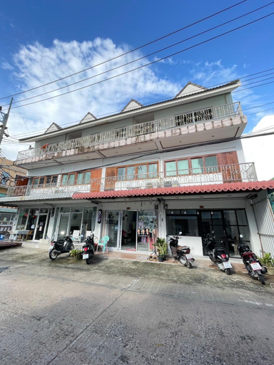 Others 3, Journey Hostel Haad Rin, Ko Phangan