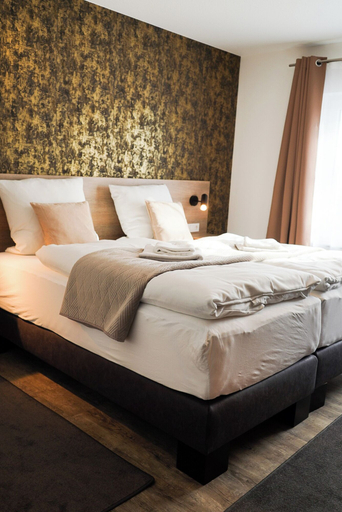Bedroom 4, Gästehaus Würzburg 24h, Würzburg