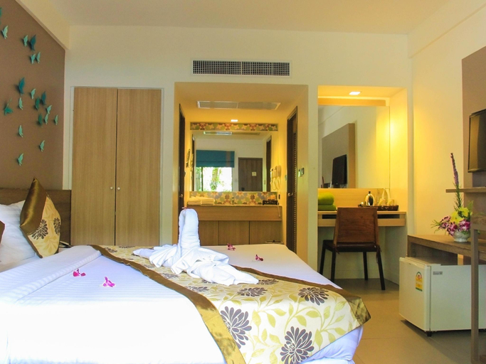 Bedroom 6