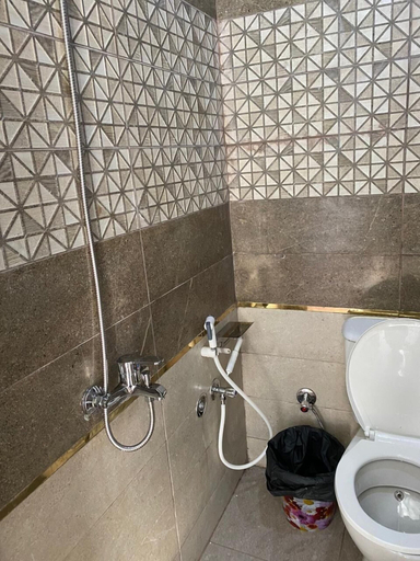 Bathroom 3, Jana pyramids view inn, Al-Ahram
