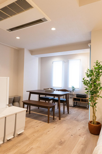 Dining Room 1