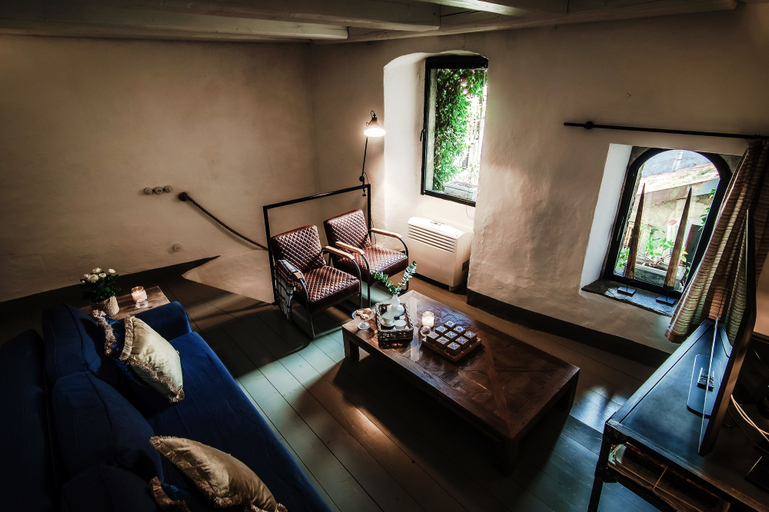 Living area 2, Casa Isola, Como