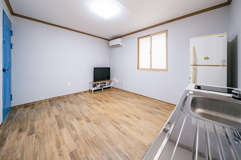 Others 2, Daecheon Dasol Stay, Boryeong