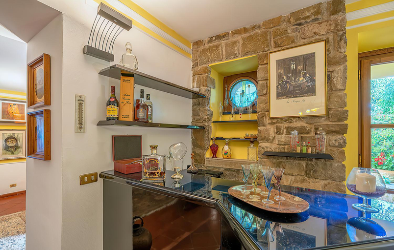 Food & Drinks 4, Tuscany Villa Gorello. Villa in Toscana. Jacuzzi con tetto in cristallo,piscina, Arezzo