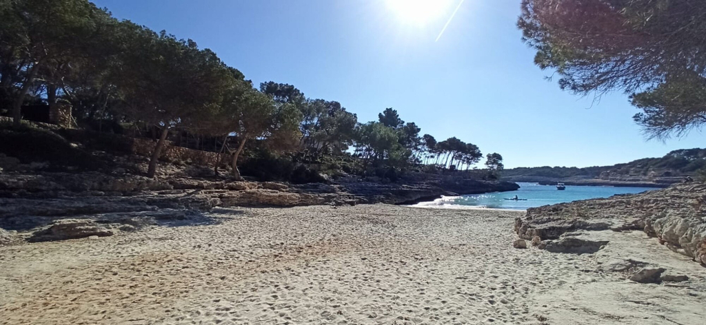 Room 3, Burgit in Santa y With 2 Bedrooms and 1 Bathrooms, Baleares