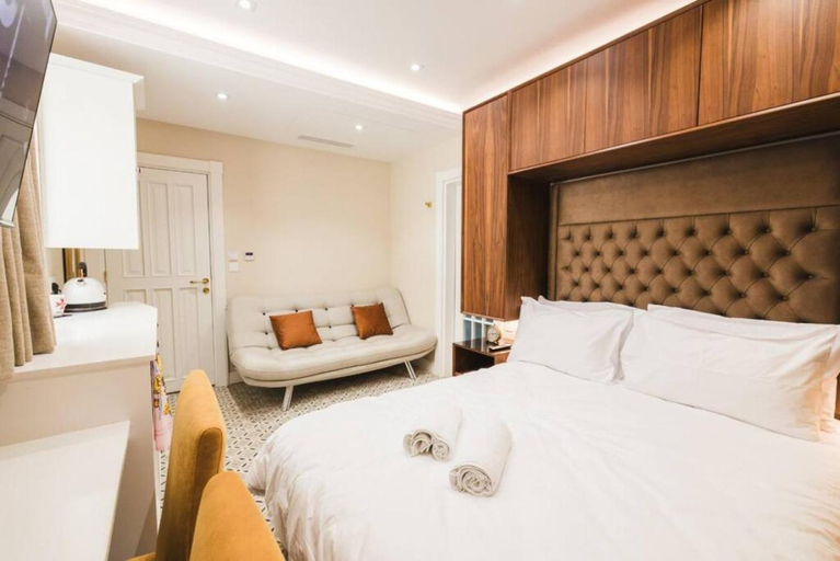 Others 5, Zebbuga Deluxe Lavish Suite 3