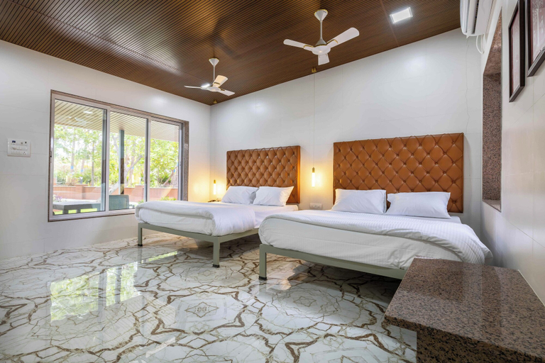 Bedroom 2, Coco Bliss By Mauli Stays, Palghar