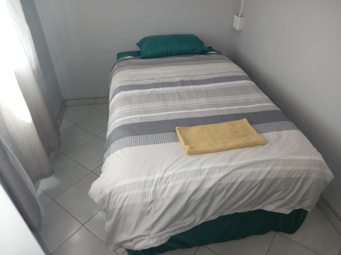 Others 3, Las Palmas Day & Night Guest House, City of Tshwane