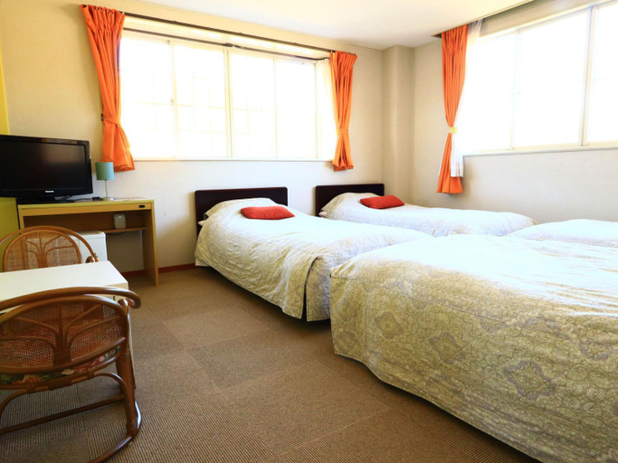 Bedroom 2, Pension Aoi Kaze, Yamanakako