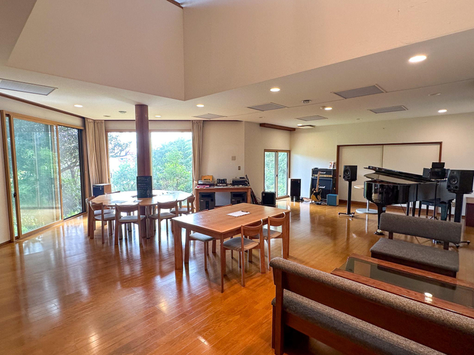 Public Area 2, 123MUSIC (Izusan Music), Atami