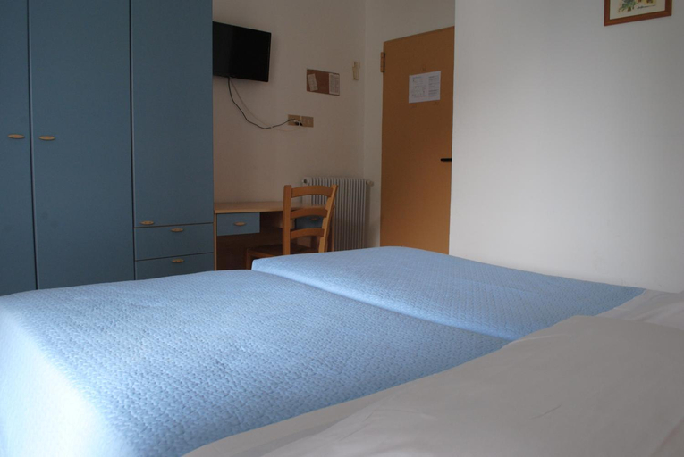 Bedroom 2, Hotel Villa Augusta, Gorizia