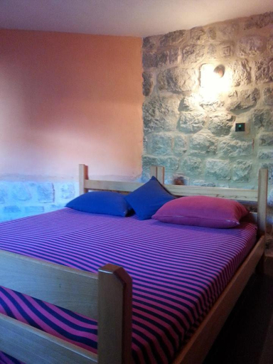 Bedroom 5, Apartments Lanmari