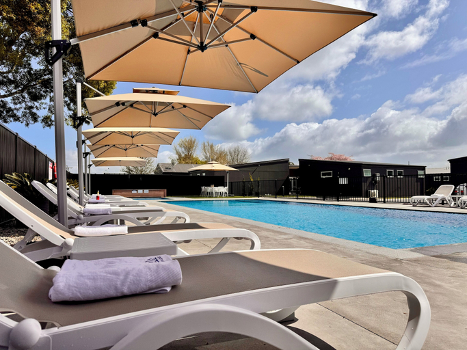 Sport & Beauty 3, Podium Lodge, Waipa