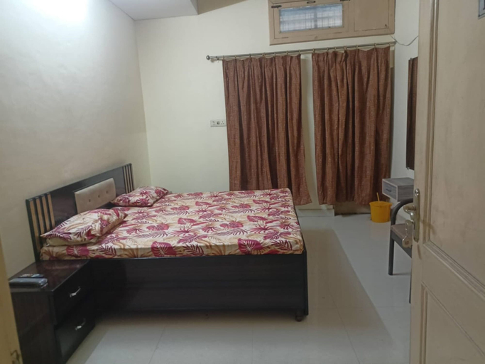 Bedroom 5, Goroomgo Royal Elite Inn Jalandhar, Jalandhar