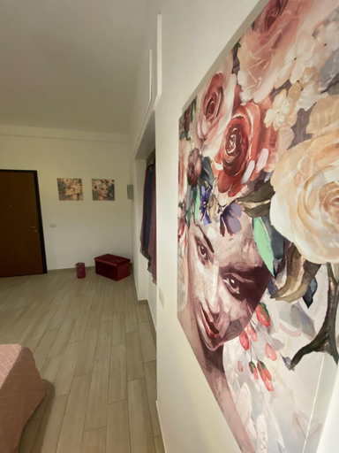 Bedroom 2, Le casette di Fra Studios, Roma