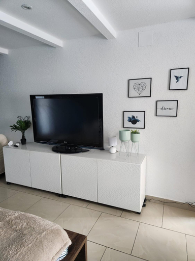 Others 5, Suite 2 lits Auberge du Manala Hotel 24 24 proche Basel, Haut-Rhin