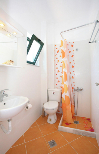 Bathroom 5, Aptera Paradise, Crete